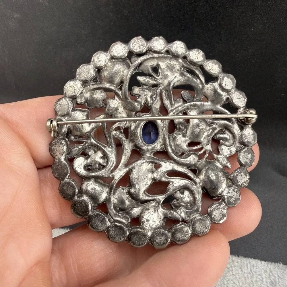 Vintage‎ Pot Metal Rhinestone Brooch Silver Tone Blue